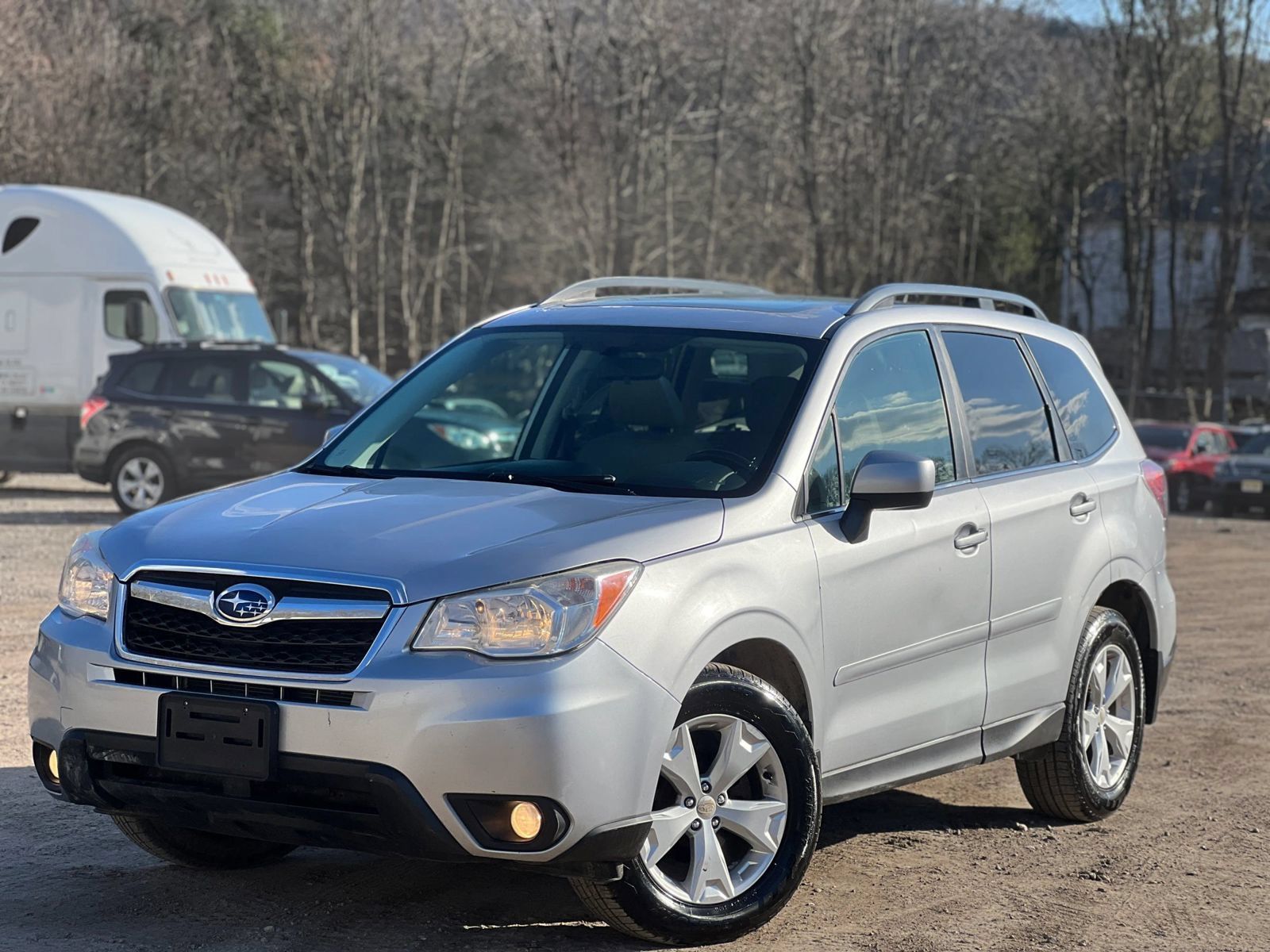 Used 2015 Subaru Forester 2.5i Limited AWD/4WD image 2