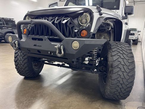 Used 2012 Jeep Wrangler Sport image 3