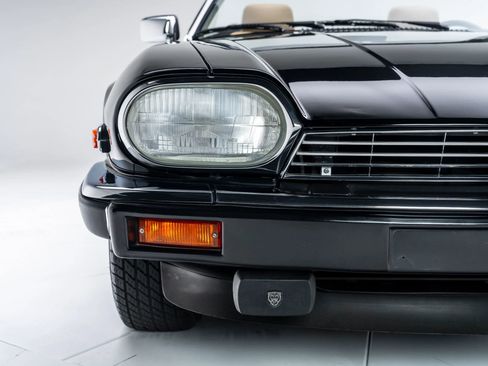 Used 1990 Jaguar XJS V12 Convertible RWD image 18