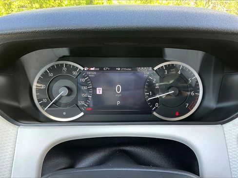 Used 2023 Land Rover Range Rover Velar R-Dynamic S AWD/4WD image 13