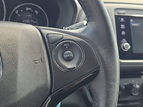 Used 2022 Honda HR-V Sport image 12