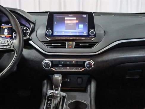 New 2025 Nissan Altima 2.5 S image 8