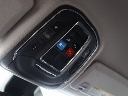 Used 2023 Jeep Grand Cherokee Laredo image 23