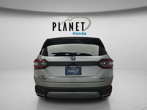 New 2026 Honda Pilot Touring image 6
