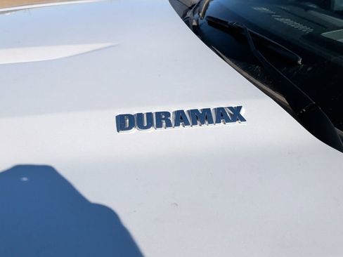 Used 2023 Chevrolet Silverado 1500 LTZ w/ LTZ Premium Package image 11