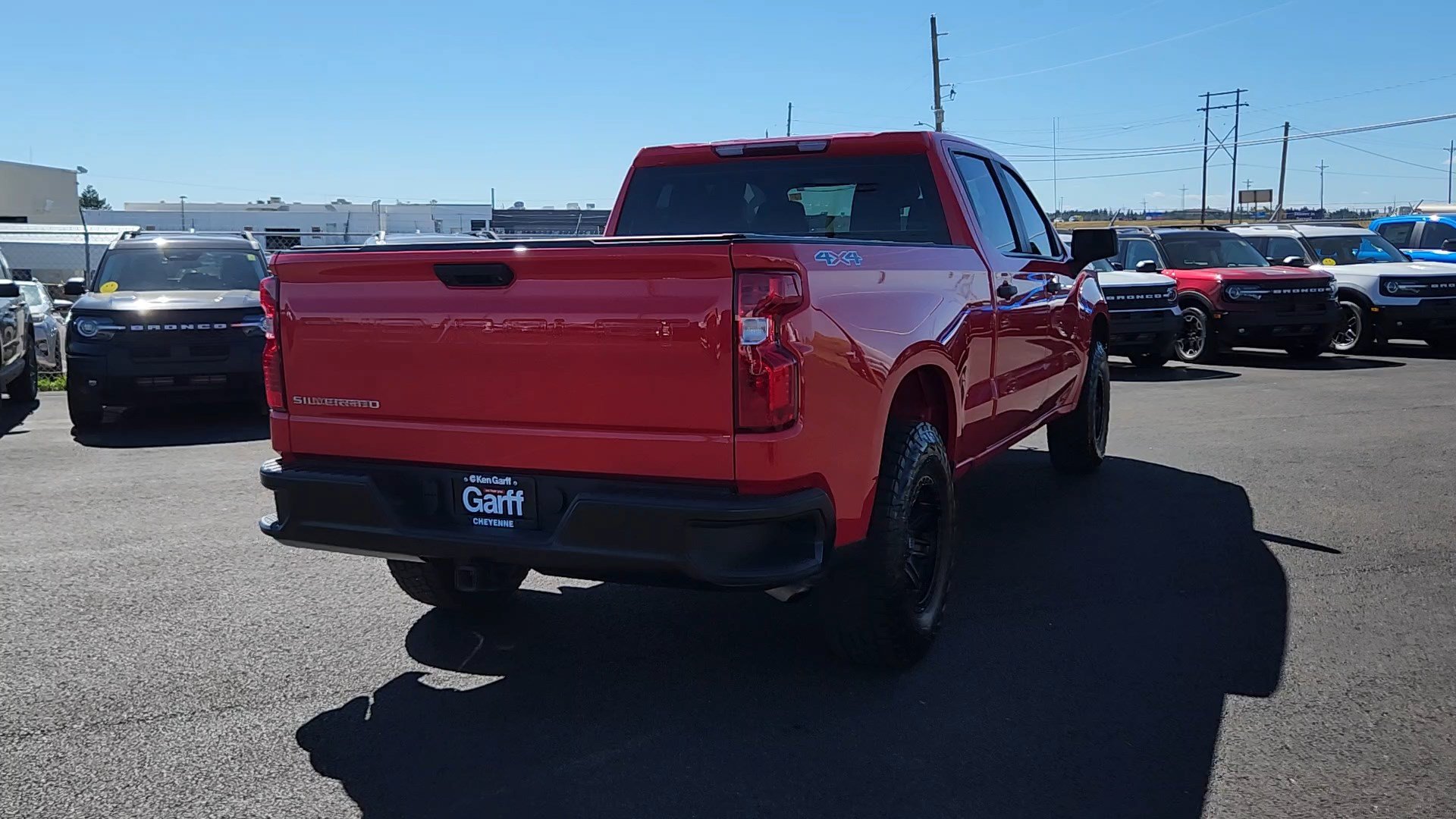 Used 2025 Chevrolet Silverado 1500 W/T w/ Trailering Package AWD/4WD image 2