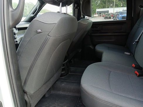 Used 2024 RAM 3500 Tradesman w/ Chrome Appearance Group image 33