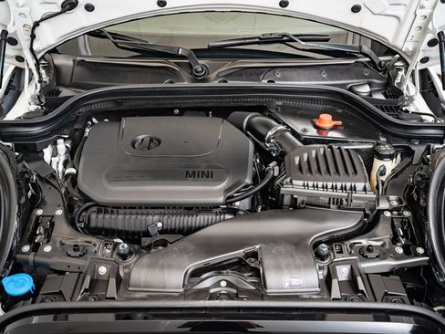 Used 2024 MINI Cooper S w/ Signature Upholstery Package image 37