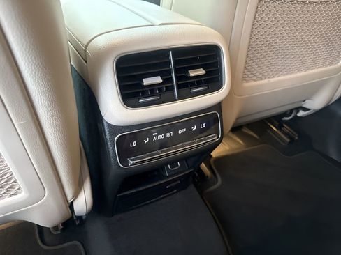 Used 2021 Mercedes-Benz GLE 350 4MATIC image 22