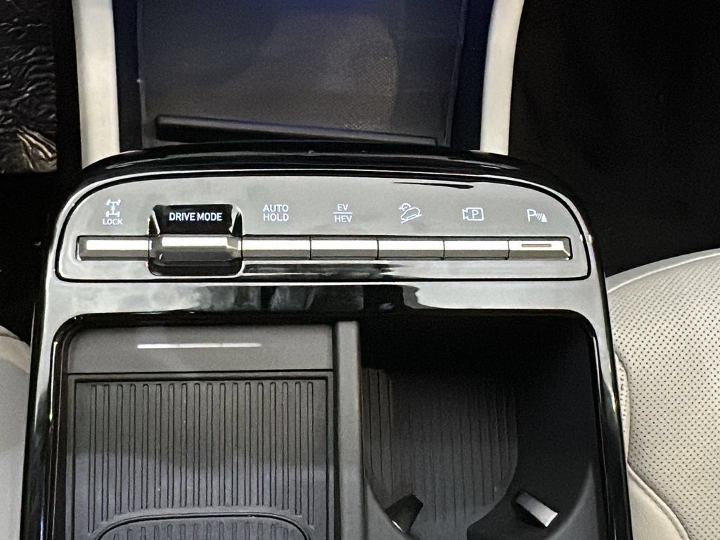 New 2026 Hyundai Tucson Limited AWD/4WD image 30