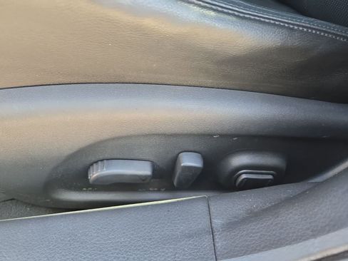 Used 2013 Nissan Altima 3.5 SL FWD image 15