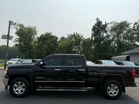 Used 2014 GMC Sierra 1500 SLT w/ SLT Preferred Package AWD/4WD image 4