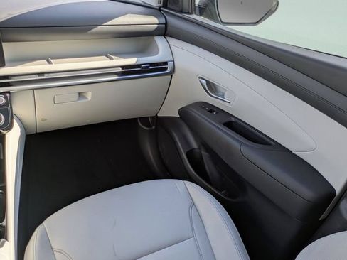 New 2026 Hyundai Tucson SEL FWD image 17