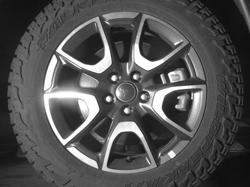 Used 2025 Jeep Compass Trailhawk AWD/4WD image 12