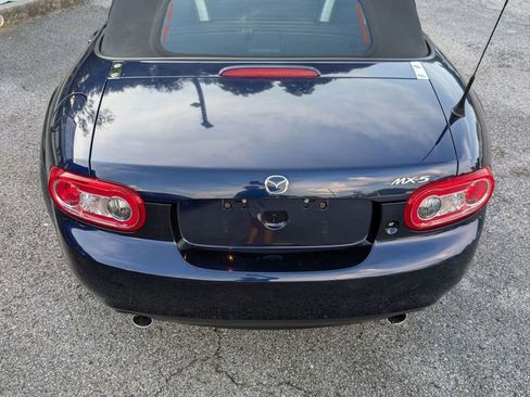 Used 2012 MAZDA MX-5 Miata Sport w/ Convenience Pkg image 4