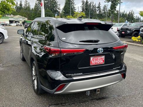 Certified 2021 Toyota Highlander Platinum AWD/4WD image 9