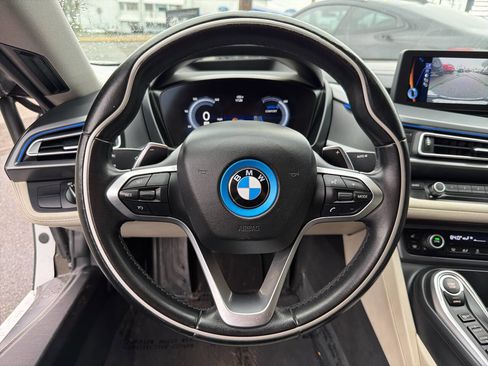 Used 2015 BMW i8 image 26
