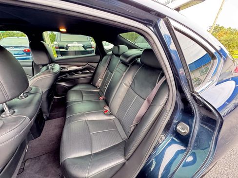 Used 2016 INFINITI Q70 3.7 w/ Sport Package image 36