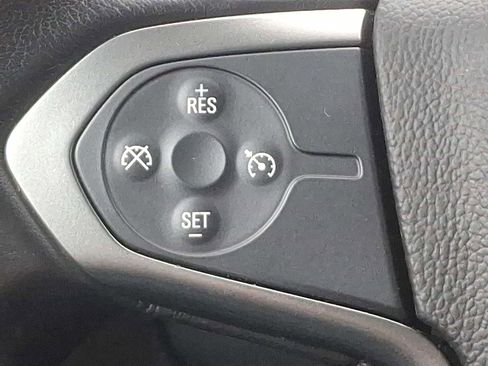 Used 2019 Chevrolet Silverado 1500 LT w/ All Star Edition image 21