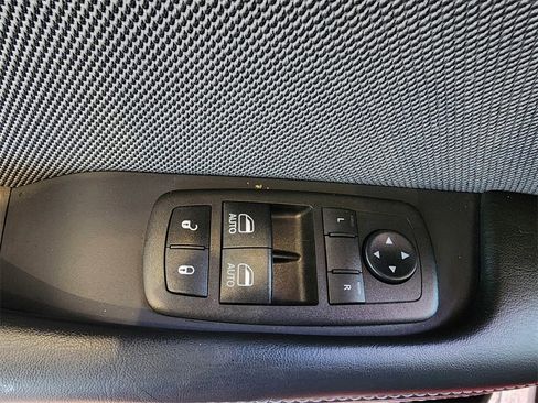 Used 2016 Dodge Challenger R/T image 16