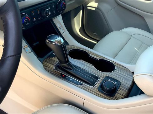 Used 2019 GMC Acadia Denali w/ Technology Package image 15