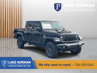 New 2025 Jeep Gladiator Sport