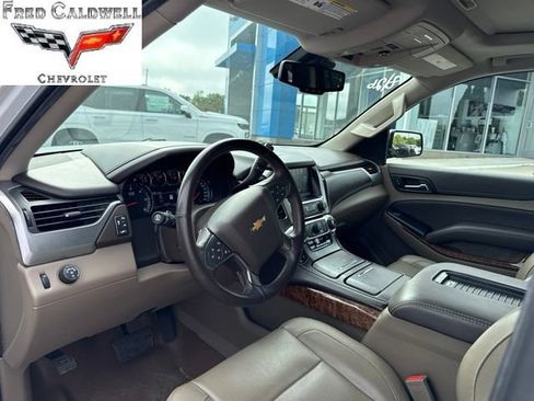 Used 2020 Chevrolet Tahoe Premier RWD image 4