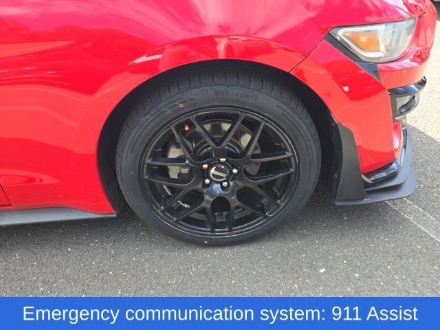 Used 2017 Ford Mustang Coupe RWD image 12