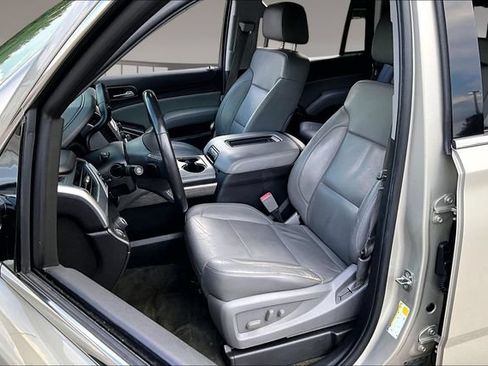 Used 2015 Chevrolet Tahoe LT RWD image 19