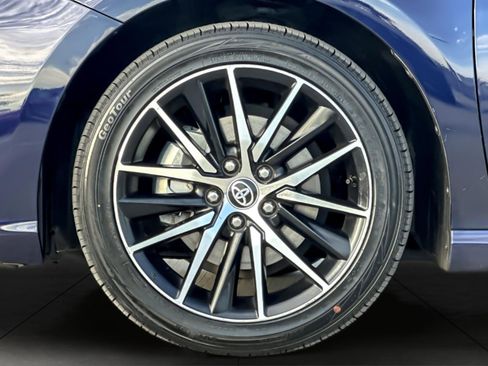 Certified 2022 Toyota Camry SE image 24