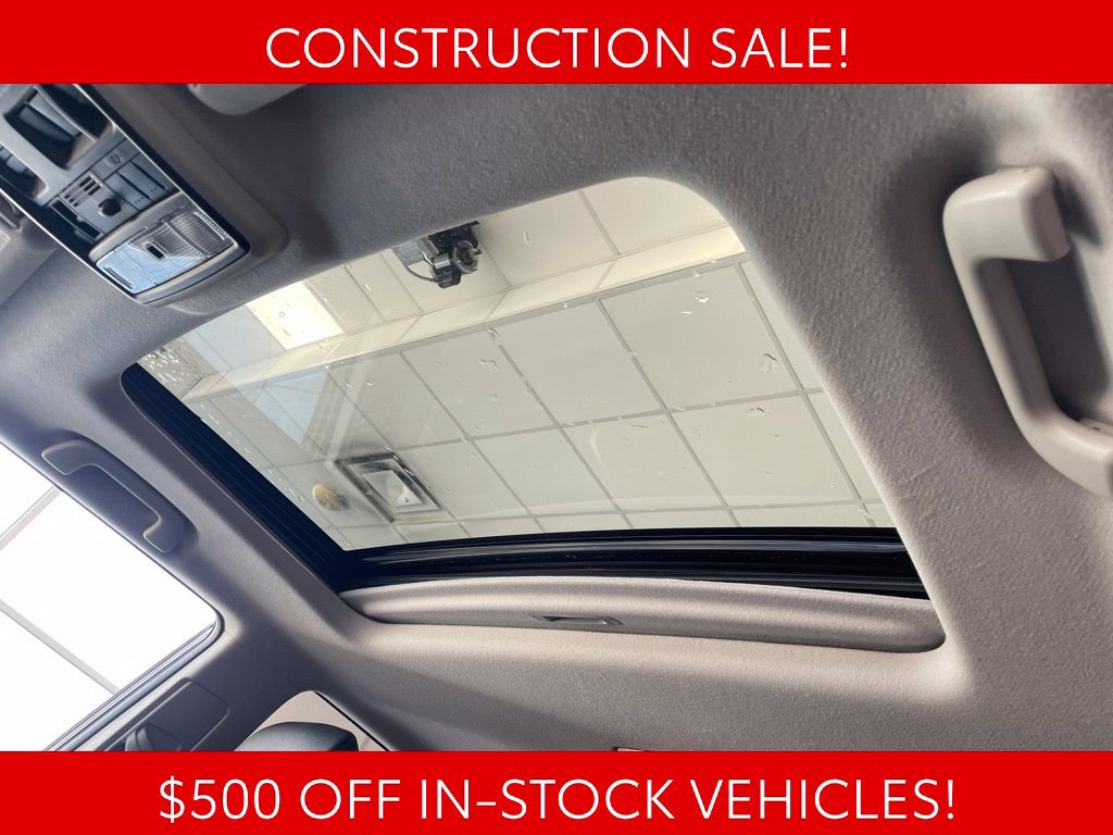 Used 2017 Toyota 4Runner Limited AWD/4WD image 11