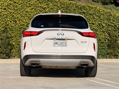 Used 2020 INFINITI QX50 Luxe image 11