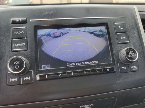 Used 2018 Honda Ridgeline Sport image 3