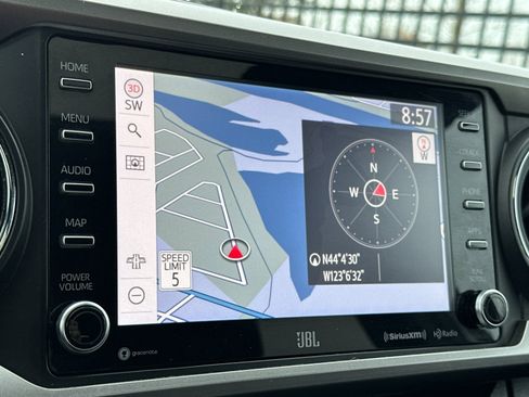 Used 2023 Toyota Tacoma Limited image 18