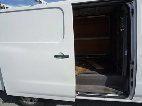 Used 2019 Nissan NV 2500 SV w/ Navigation Package RWD image 16