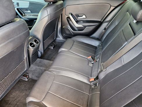 Used 2020 Mercedes-Benz A 220 image 13