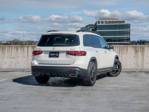 Certified 2023 Mercedes-Benz GLB 250 4MATIC image 5