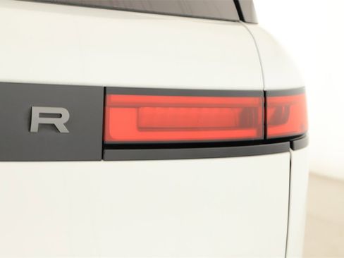 Used 2024 Land Rover Range Rover Sport Autobiography image 28