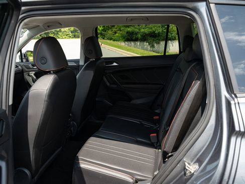 Used 2024 Volkswagen Tiguan Wolfsburg Edition AWD/4WD image 18