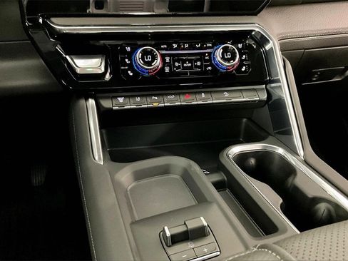 New 2026 GMC Sierra 2500 Denali w/ Denali Reserve Package image 7