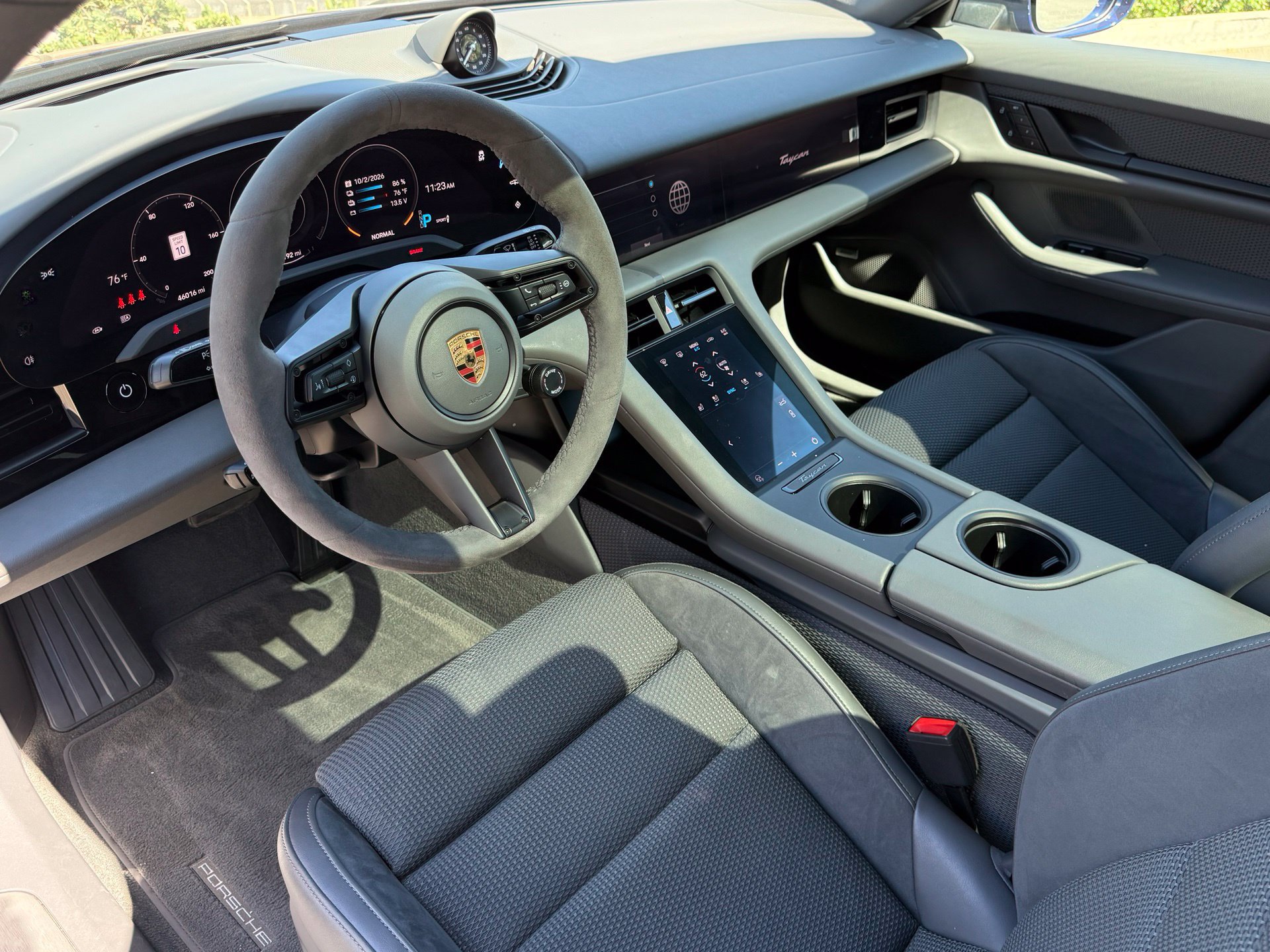 Certified 2023 Porsche Taycan 4S AWD/4WD image 4