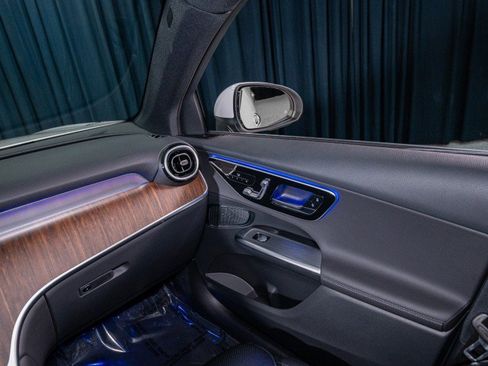 New 2026 Mercedes-Benz GLC 300 image 22