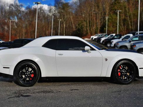 Used 2022 Dodge Challenger SRT Hellcat image 8