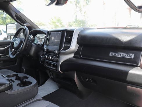 Used 2024 RAM 2500 Big Horn w/ Bed Utility Group image 38