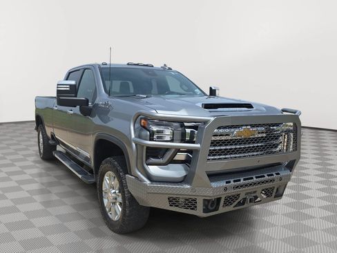 Used 2024 Chevrolet Silverado 3500 High Country w/ Technology Package AWD/4WD image 1