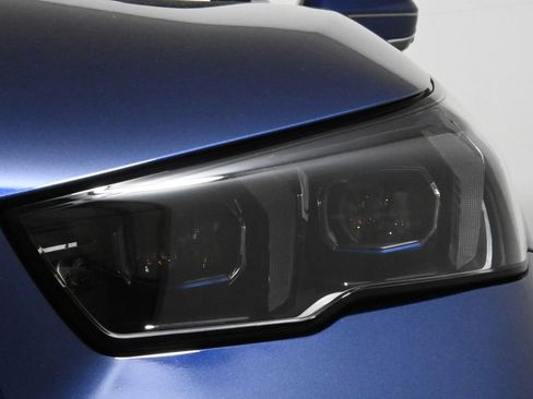 Used 2026 BMW 530i xDrive w/ Premium Package image 11