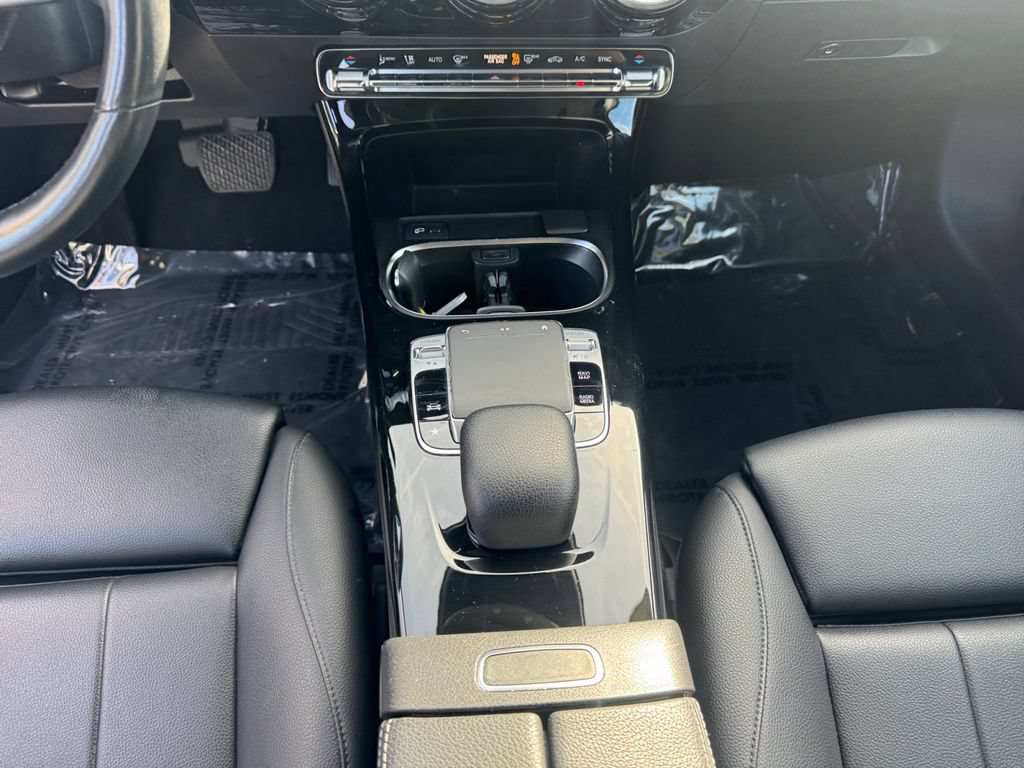 Used 2020 Mercedes-Benz A 220 4MATIC w/ Premium Package image 11