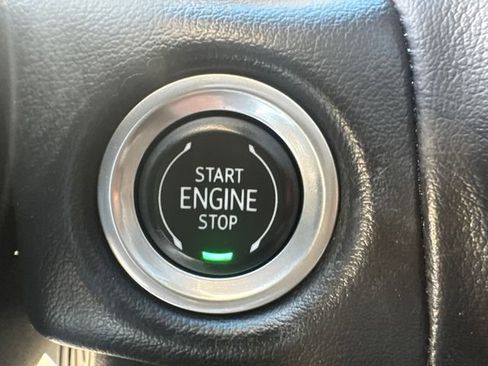 Used 2021 GMC Yukon XL AT4 w/ Rear Media and Nav Package image 33