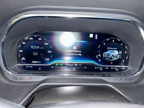 Used 2022 Chevrolet Suburban Z71 w/ Z71 Off-Road Package image 20