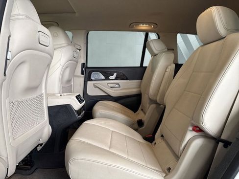 Used 2020 Mercedes-Benz GLS 450 4MATIC image 12